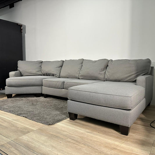 Ashely Chamberly Sectional 3 Pieces