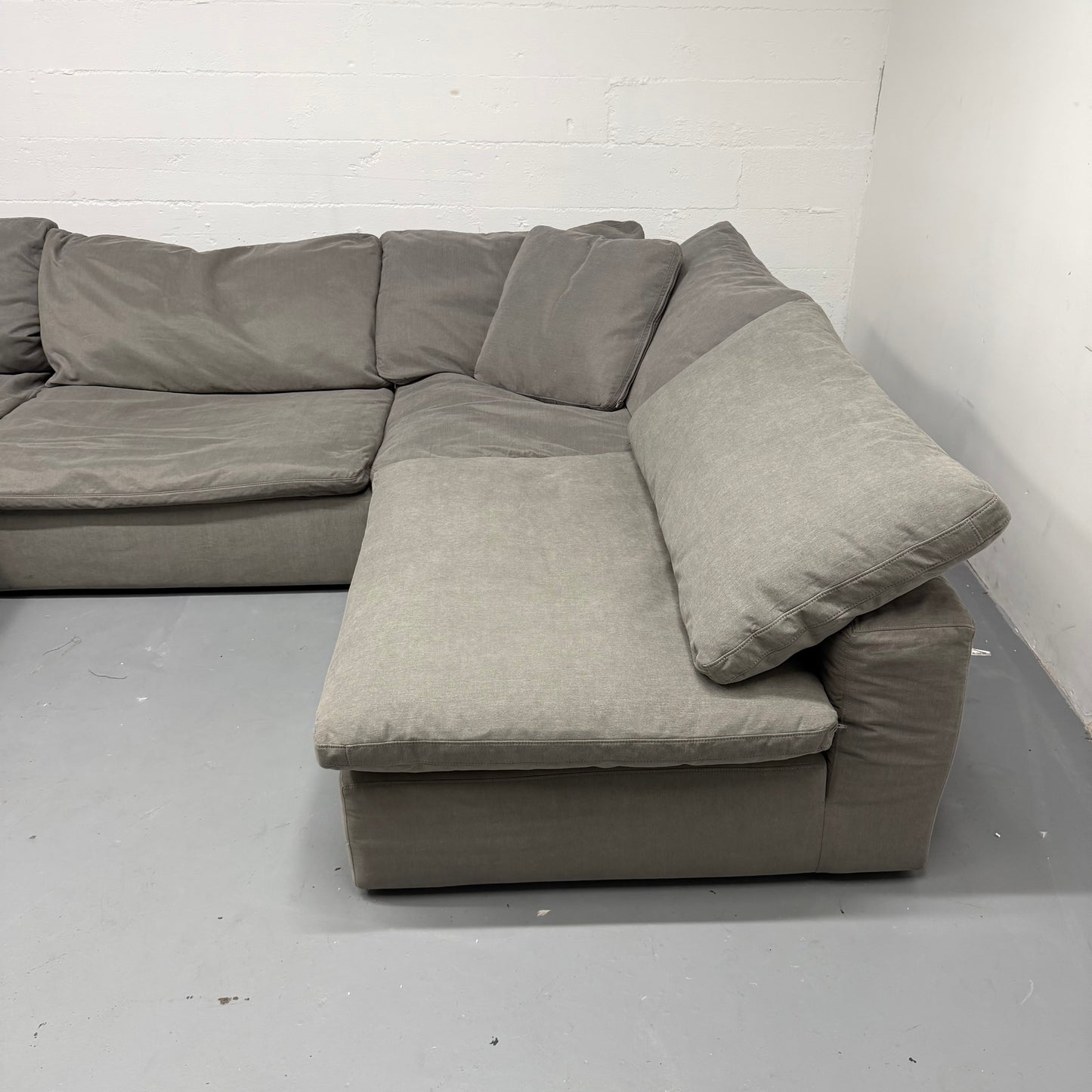 Moe’s Clay Modular Sectional