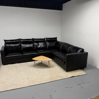 FINNALA
Sectional, 5-seat corner black