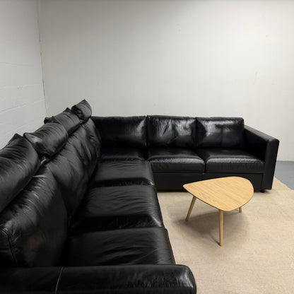 FINNALA
Sectional, 5-seat corner black
