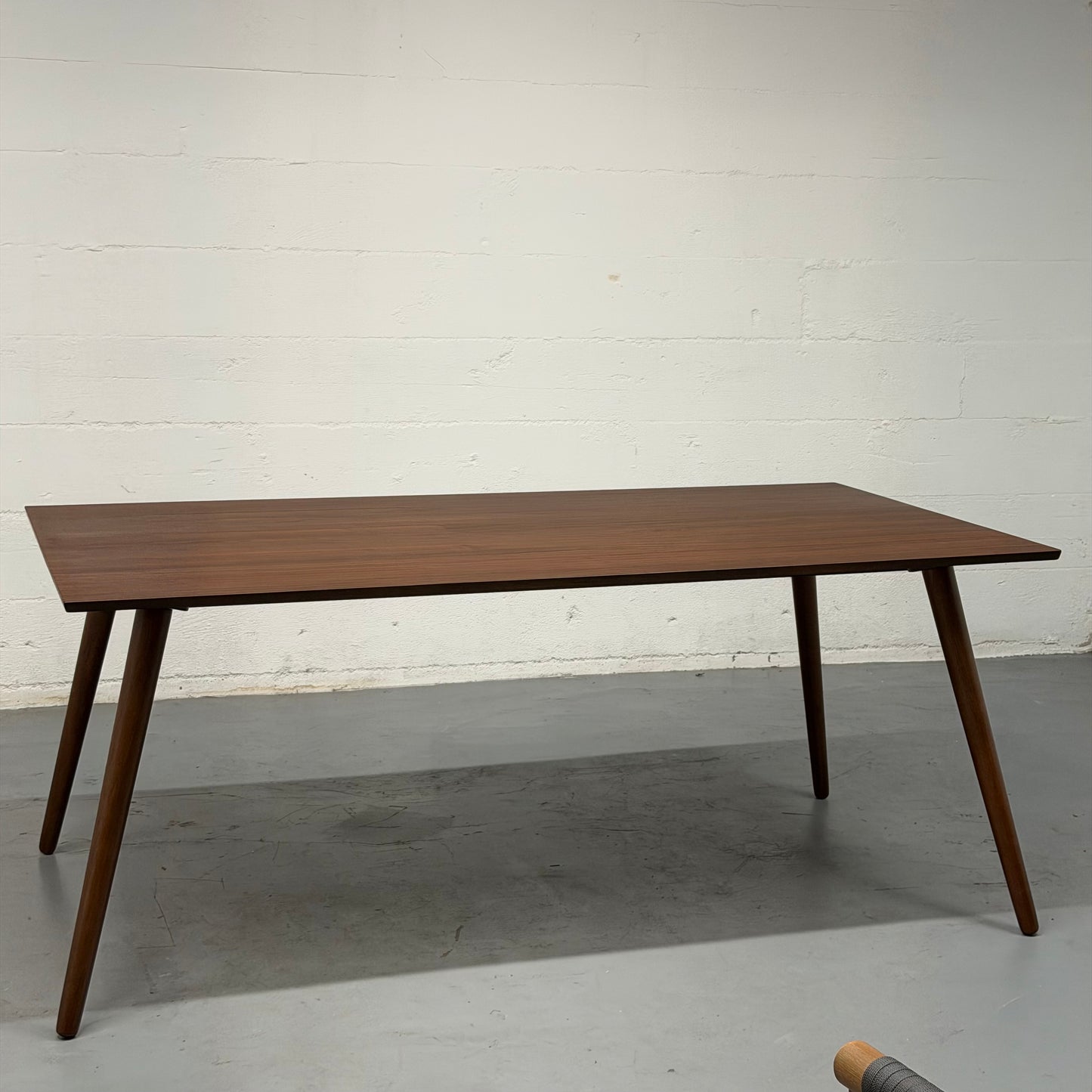 Article seno 71” walnut